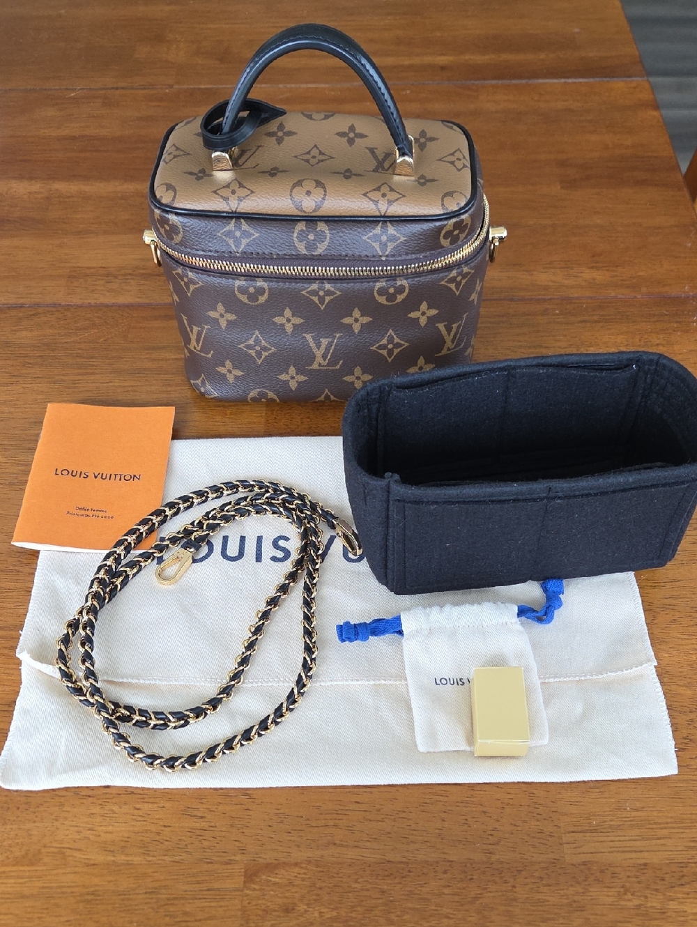 Louis Vuitton Brown Reverse Monogram Vanity Case - Picture 7 of 10